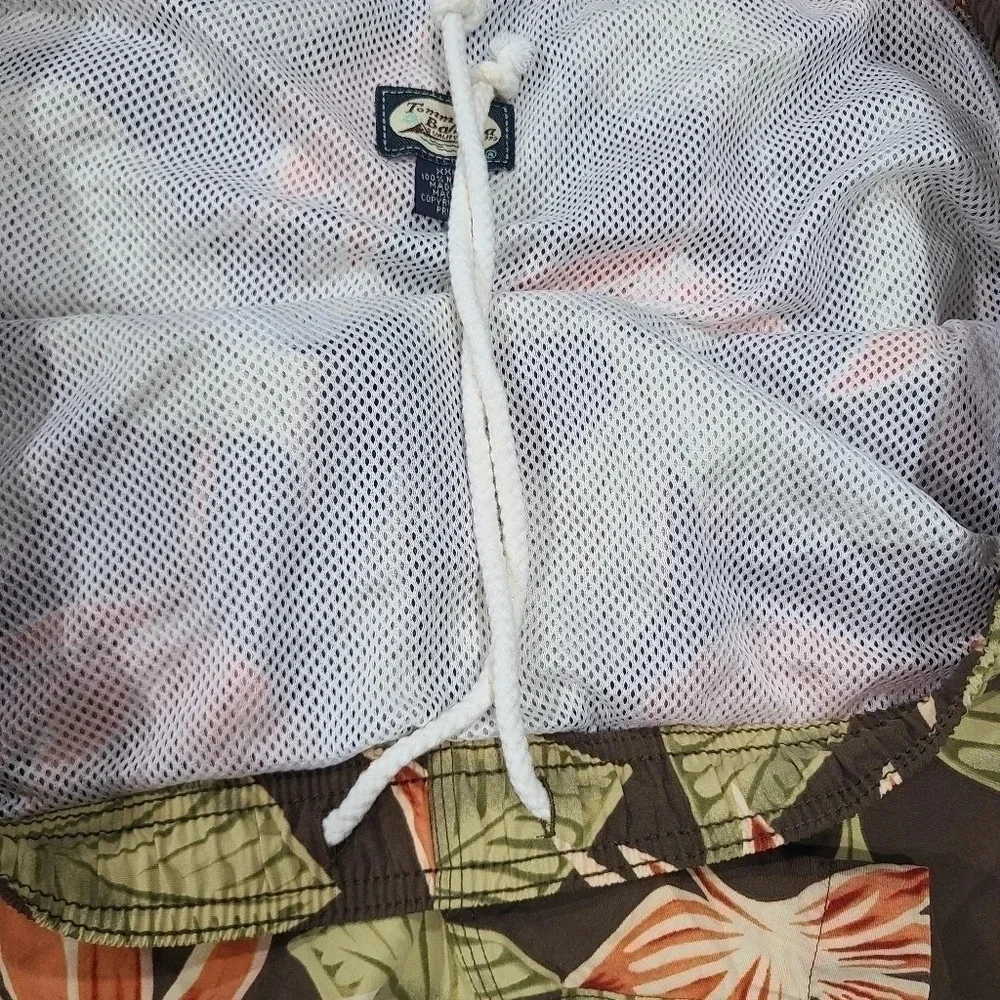 Tommy Bahama Size XXL‎ Nylon Swim Trunks Hawaiian Tropical mesh Lined
